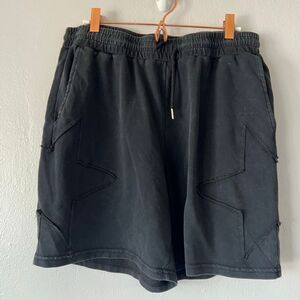 ROMWE Street Life Casual Men's Star Pattern Drawstring Shorts.